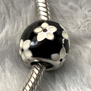 Pandora Black Mystic Flower Charm